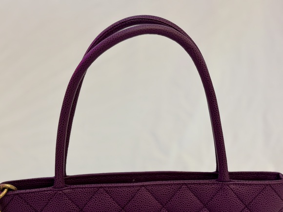 Chanel CC Medallion Tote - Rare Purple - Picture 3 of 12